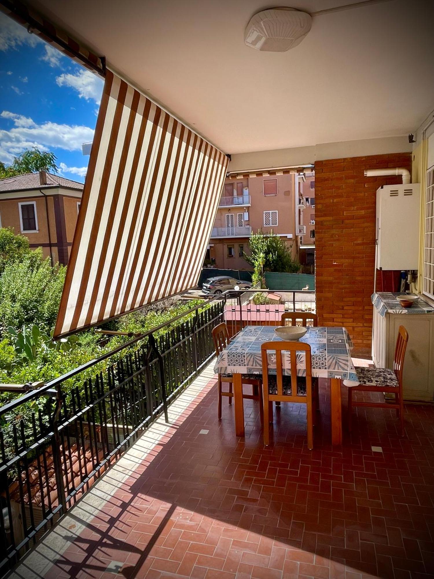Domus Urbani Apartment Рим Екстериор снимка
