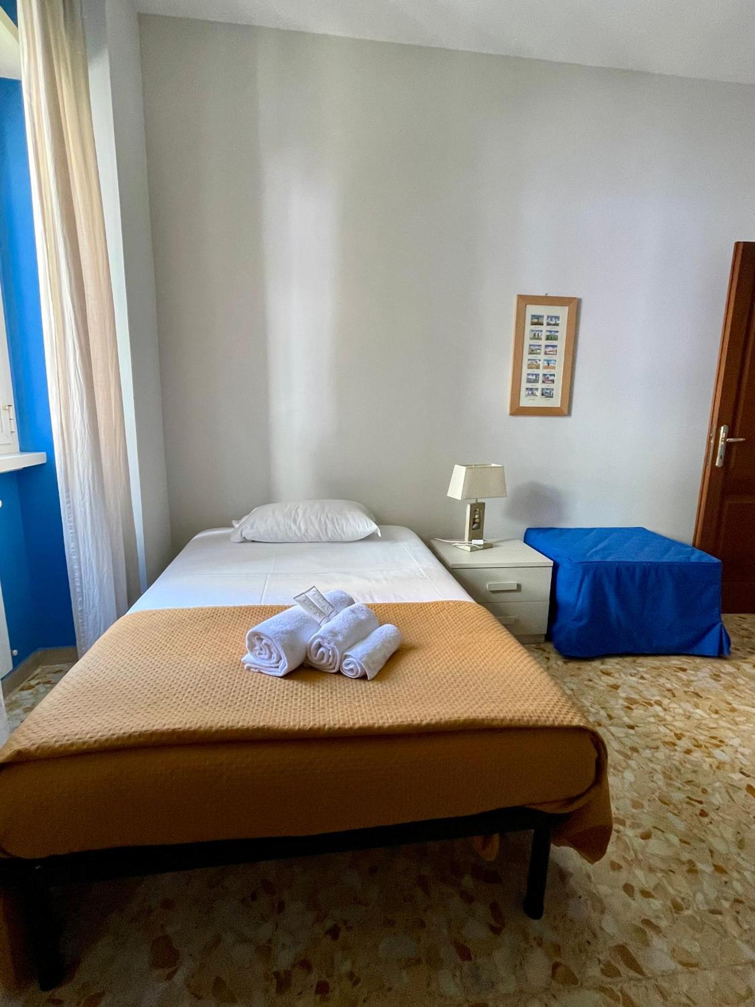 Domus Urbani Apartment Рим Екстериор снимка